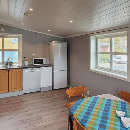 度假居 Beautiful In Vallavik With Kitchen *