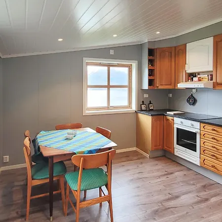 Beautiful In Vallavik With Kitchen *