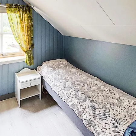 Beautiful In Vallavik With Kitchen *